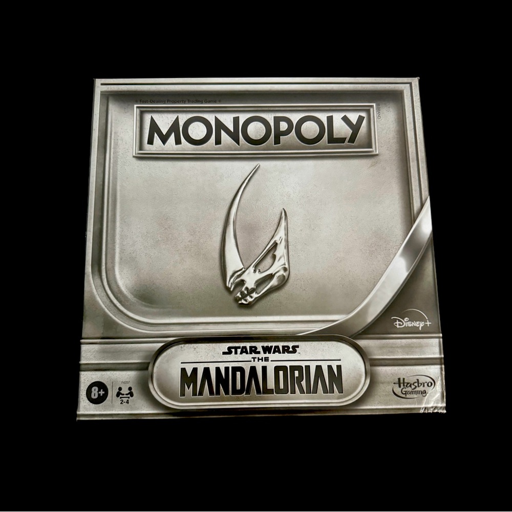 New Monopoly: Star Wars The Mandalorian Edition